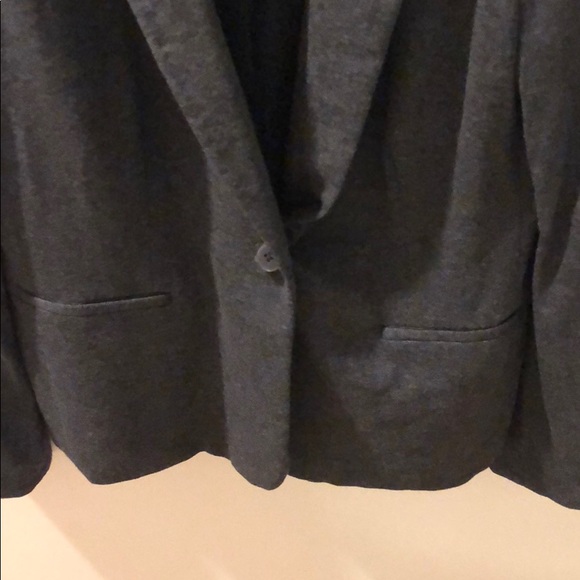 Gray boyfriend blazer - Picture 2 of 3